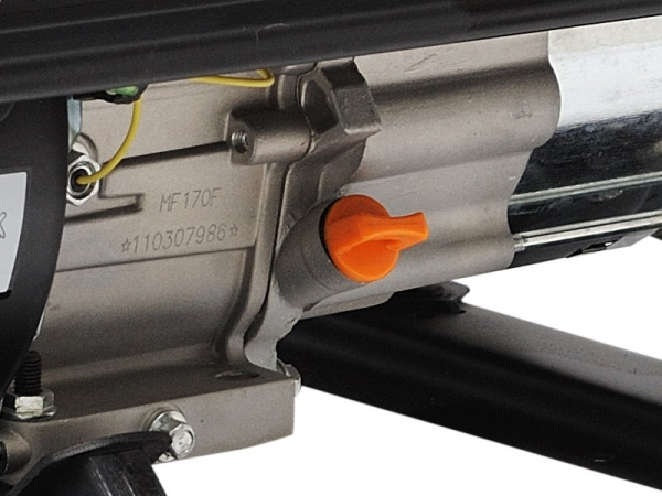 Бензиновый генератор Hyundai HY 12000LE-3 переносной фото