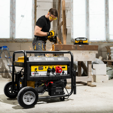 Бензиновый генератор DENZEL PS 80 E-3 фото