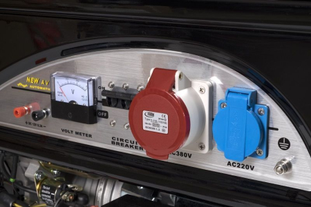 Бензиновый генератор Lifan 6 GF2-3 (LF7000-3) Бензиновый генератор Lifan 6 GF2-3 (LF7000-3) фото