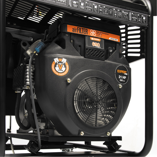 Бензиновый генератор DAEWOO GDA 12500E-3 передвижной фото