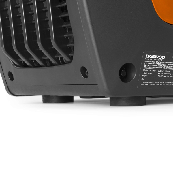 Бензиновый инверторный генератор DAEWOO GDA 2500Si на колесах фото